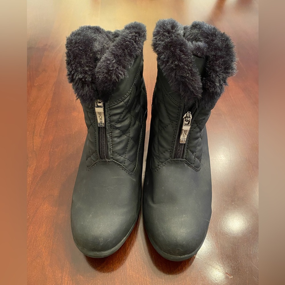 Sporto faux fur lined quilted snow boots